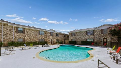 5050 Matilda St #225