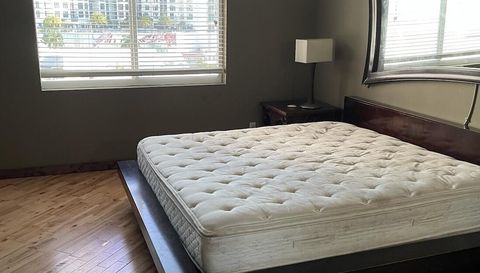 101 S Gulfstream Ave