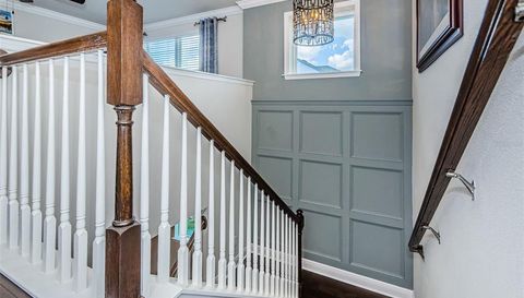 2554 CLAYMORE STREET