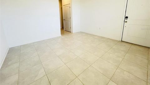 1425 Deepwater CIRCLE