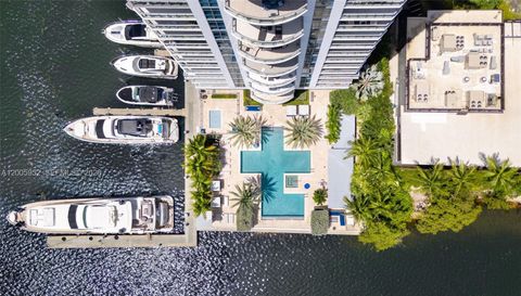 17301 Biscayne Blvd