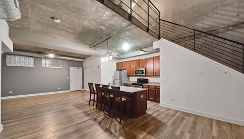 342 River St UNIT 3402