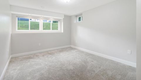 2454 221st Avenue NE