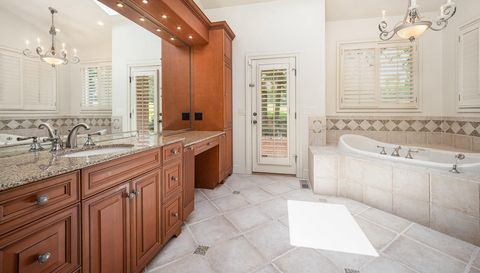 1820 Hunting Ridge Rd