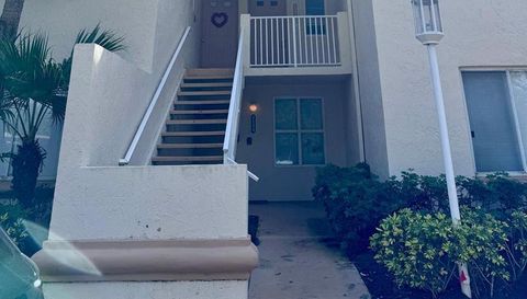 1304 Glenmoor Dr