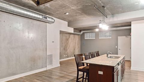 342 River St UNIT 3402