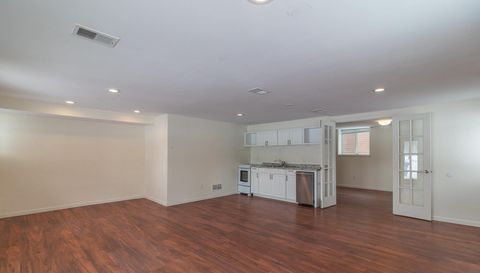 4858 Irving Avenue S