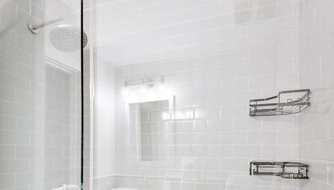 1359 W Hubbard Street