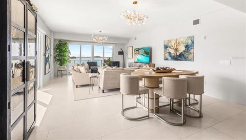 1020 SUNSET POINT ROAD