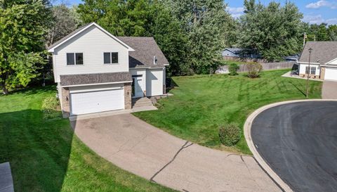 291 Appleblossom Lane E