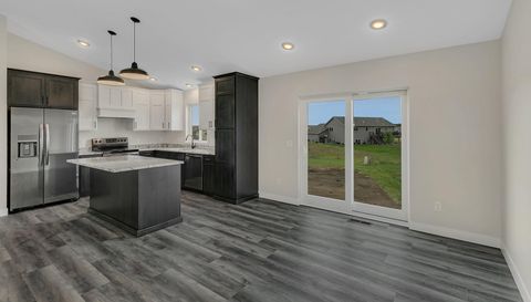1013 26th Street Loop N