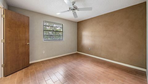 3817 Nicholas Cir