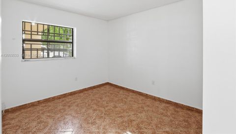 995 Sw 84th Ave