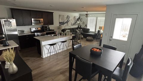 7120 Sparkling Light Dr