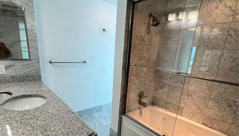 2101 Brickell Ave