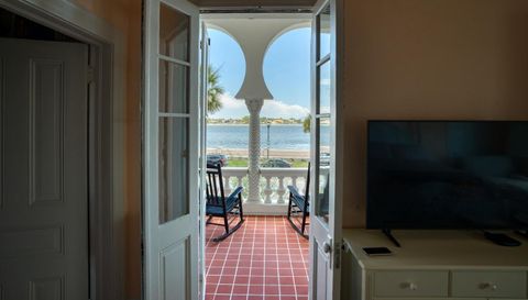 174 Avenida Menendez