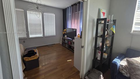 1027 Pennsylvania Ave