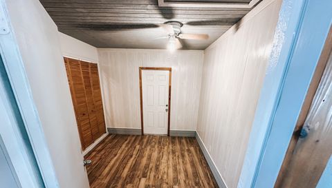 222 Highlands Lake Dr