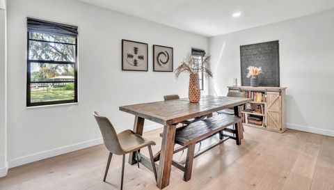 5374 Crooked Oak Cir