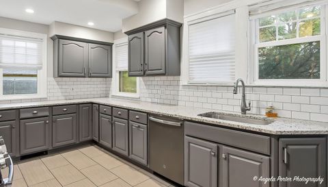 462 Glendenning Place