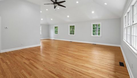 535 N Salem Rd