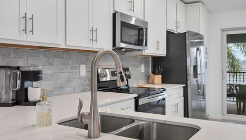 12520 GALAPAGOS COURT