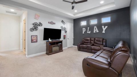 5850 Whippoorwill Cir