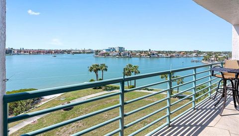 8040 SAILBOAT KEY BOULEVARD S