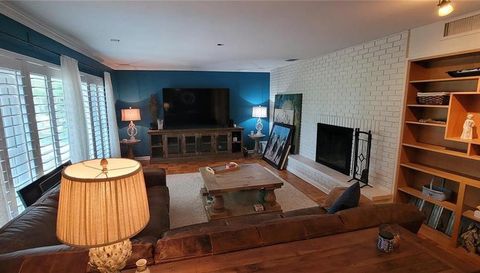 11129 LAKE BUTLER BOULEVARD