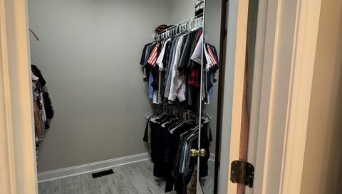 2458 Post Rd
