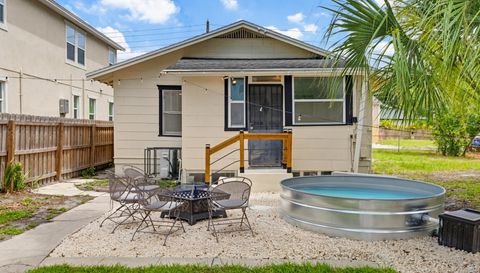 2418 2nd Ave S