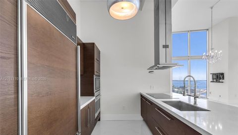 495 Brickell Ave
