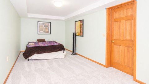 1368 Hunter Circle