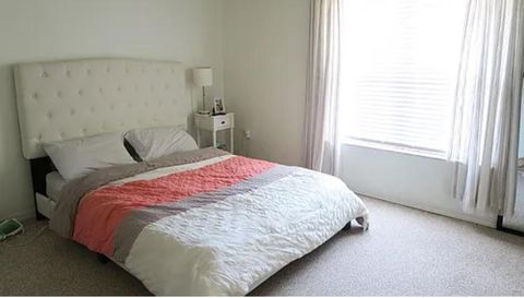 Unit 308 4415 SW 34th St