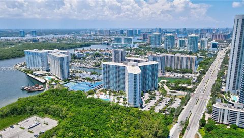 100 Bayview Dr