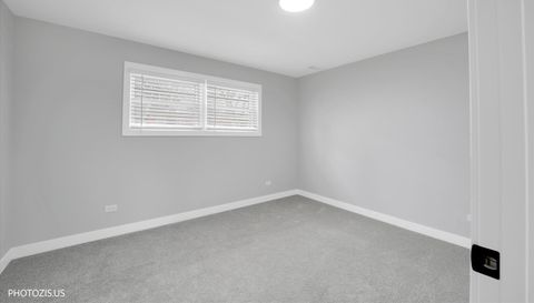 2N356 Prairie Avenue