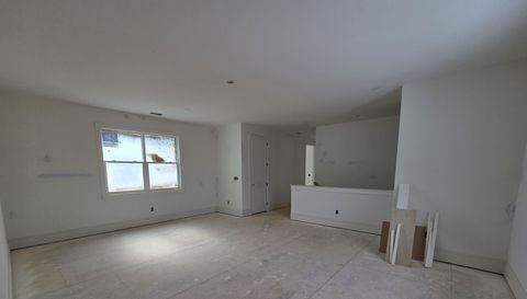 7048 Nichols Cove Dr