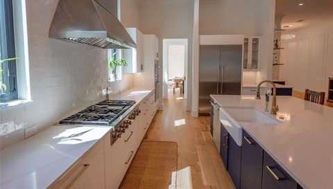 1220 DELANEY PARK DRIVE