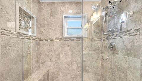 1015 SPINDLE PALM WAY