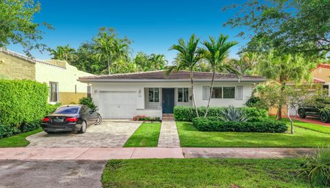 323 Velarde Ave