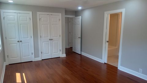 1008 East Side Dr