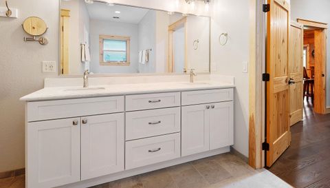 910 English Mountain Rd