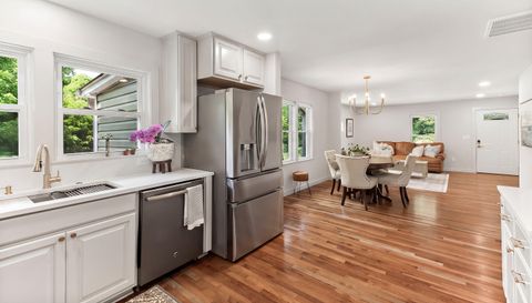 307 Wayside Dr