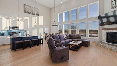 6810 231st Street W