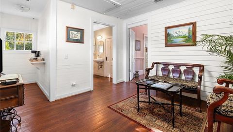 3251 Cottage Hill
