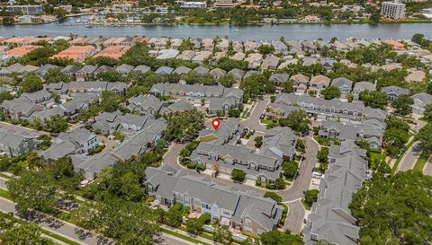 313 INNER HARBOUR CIRCLE