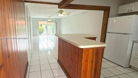 805 W Oakland Park Blvd