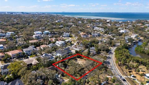 4628 W BAY TO BAY BOULEVARD