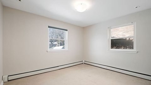 7303 N Kildare Avenue