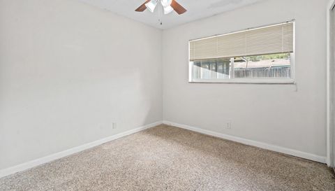 522 Wilshire Dr